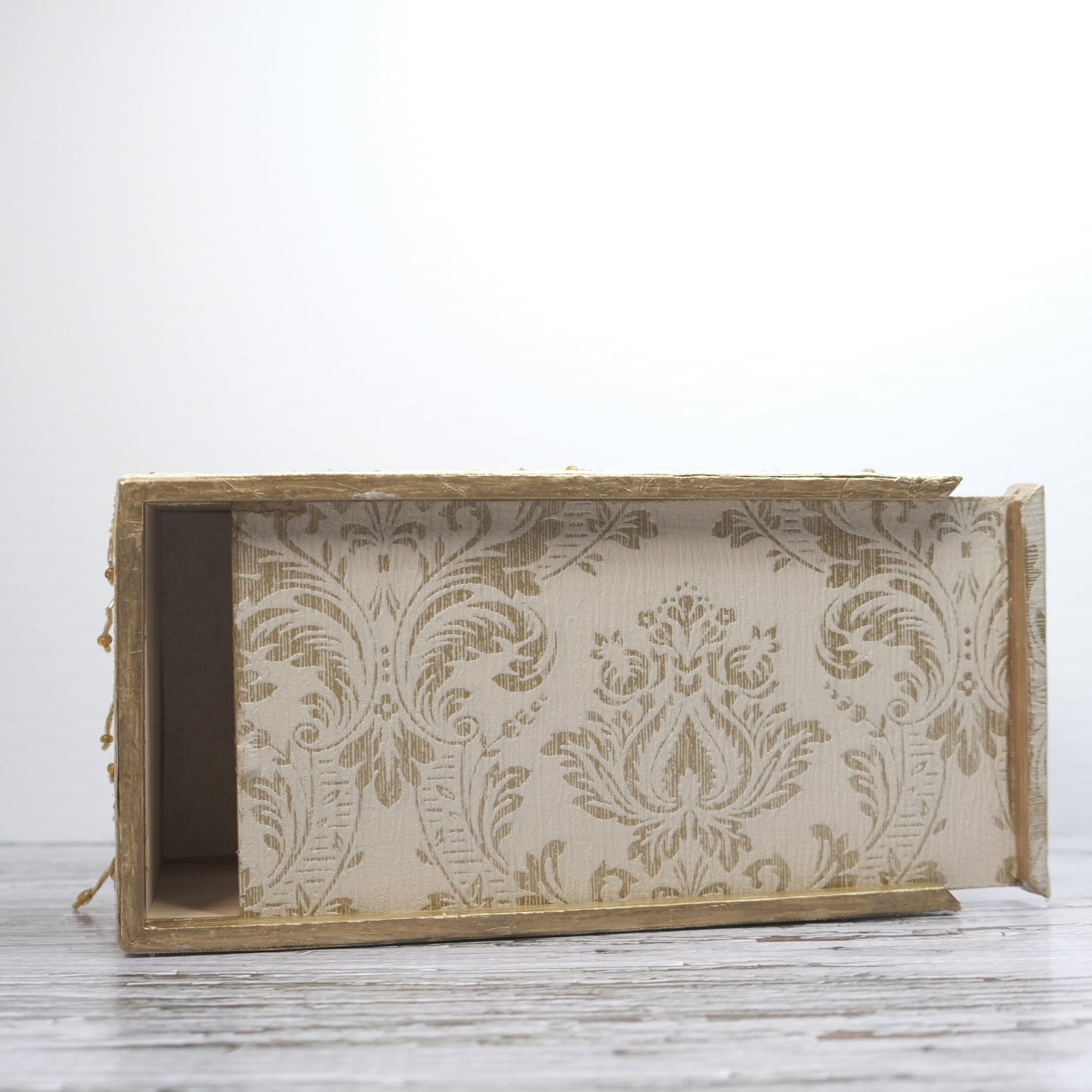 Handmade Queens Court Tissue Paper Box