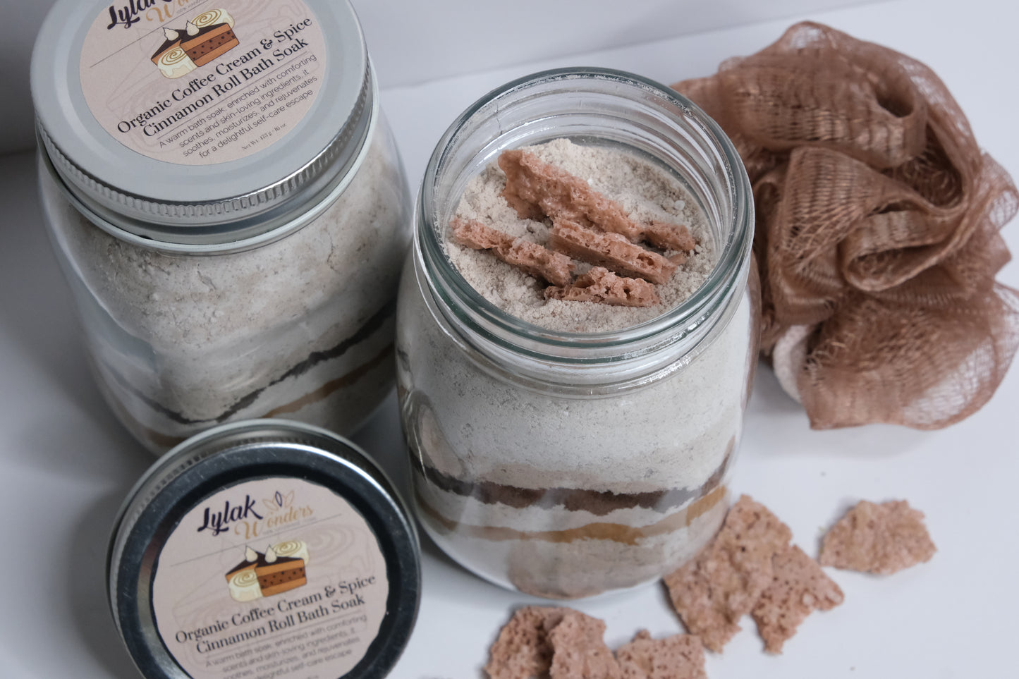 Organic Coffee Cream & Spice Cinnamon Roll Bath Soak