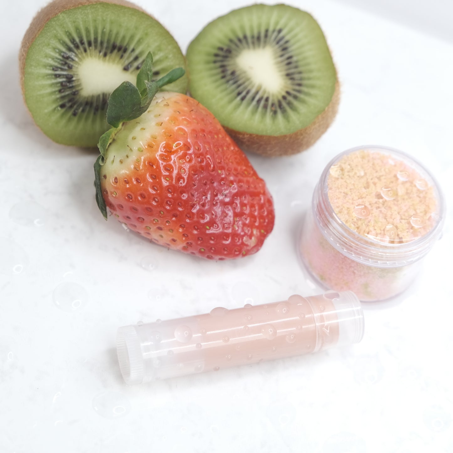 Organic Strawberry Kiwi Lip Love Set