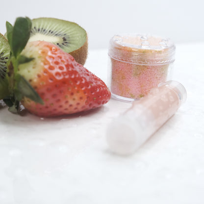 Organic Strawberry Kiwi Lip Love Set