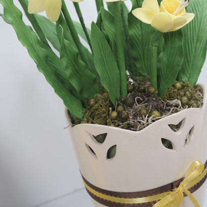 Handmade yellow Daffodils Arrangement