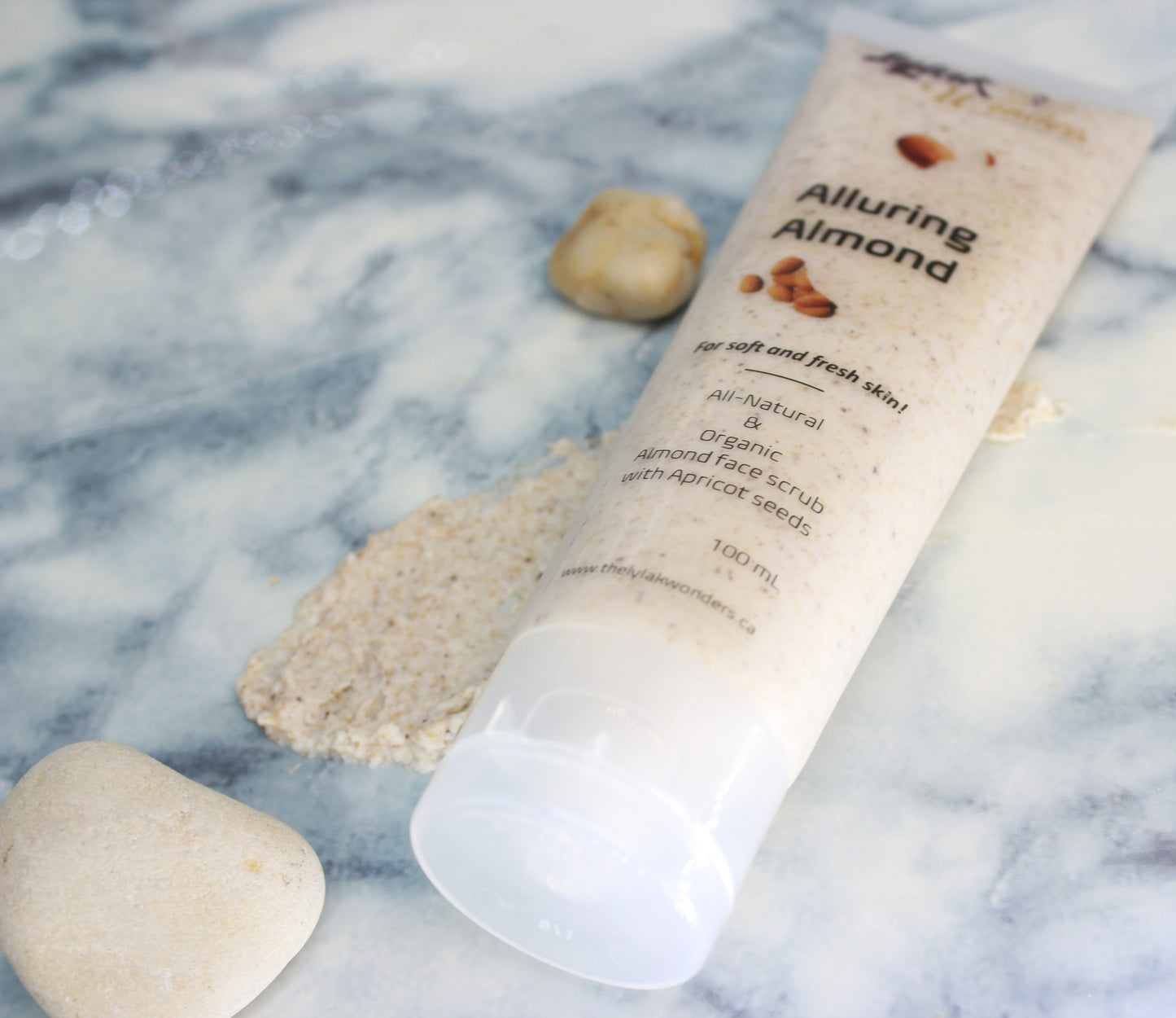 Organic Alluring Almond Face Scrub